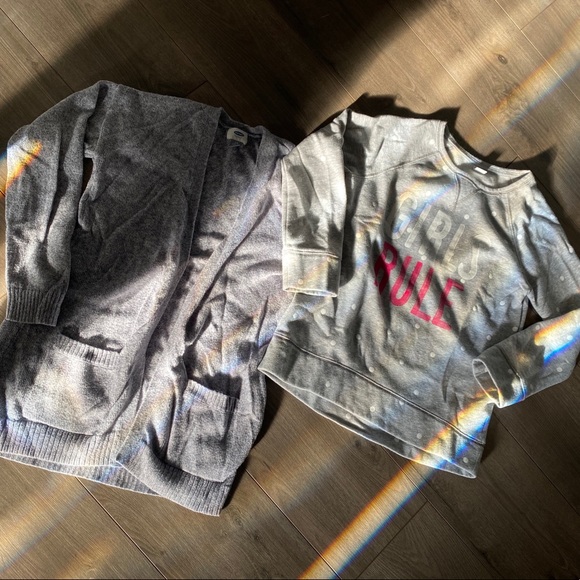 Old Navy Sweater Bundle - Picture 1 of 3